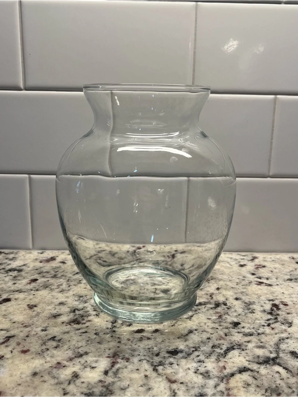clear glass vase - 6.25 inches